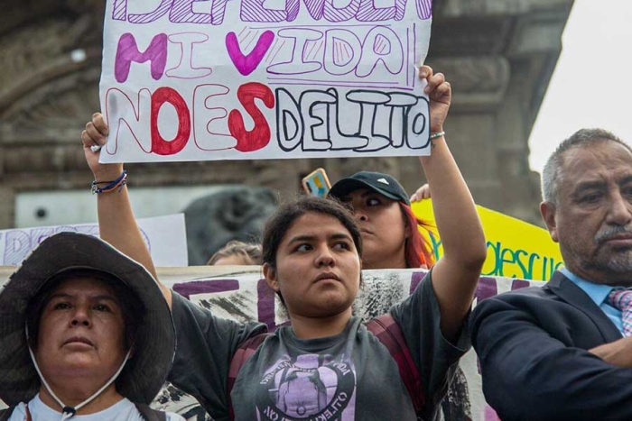 Roxana Ruiz, absuelta tras ser sentenciada por matar a su violador en defensa propia