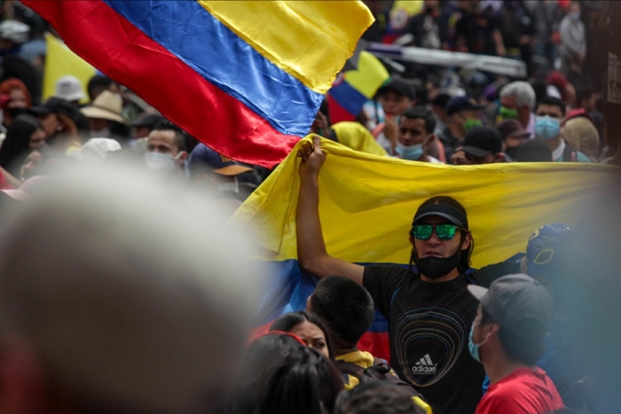 Revierten ley de salud en Colombia tras protestas