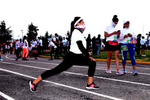 Se busca reactivar al deporte con carrera en Malinalco