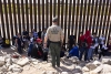 Estados Unidos elimina política migratoria 'Quédate en México'