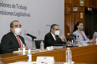 Presenta Fiscal mexiquense informe ante diputados