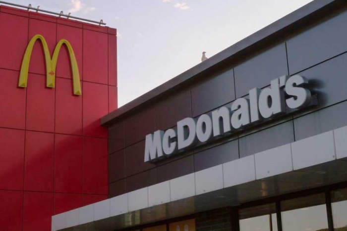 Niños de 10 años son encontrados trabajando en un McDonald&#039;s de Louisville