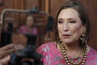 Xóchitl Gálvez denuncia a AMLO ante el INE por violencia política de género