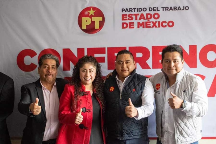 Se suma a las filas del PT Eutimio Suárez, regidor de Otzolotepec