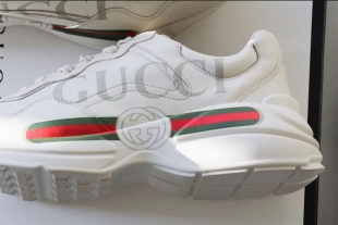 Gucci vende unos tenis virtuales en 250 pesos