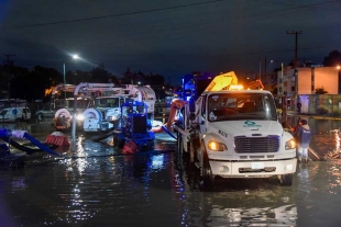 Apoya CAEM en labores para abatir niveles de agua en la colonia niños héroes de Cuautitlán Izcalli