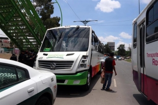 Dos mujeres lesionadas en asalto a transporte público en La Paz