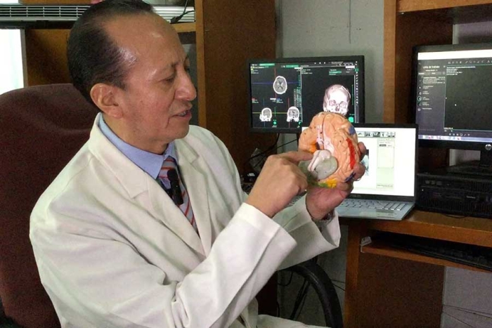 Implanta Issste chip cerebral en pacientes con Parkinson