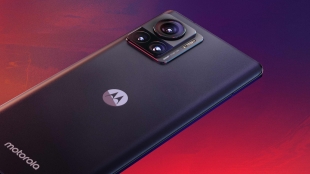 ¿Fan de las selfies? Motorola lanza el modelo Edge 30 ultra con cámara de 200 megapíxeles