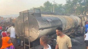 Más de 100 personas fallecieron tras explosión de un camión  de combustible, en Sierra Leona