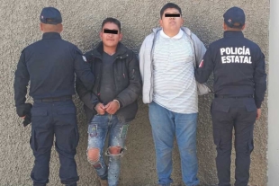 Detiene a dos hombres probables responsables del delito de robo a transeúnte