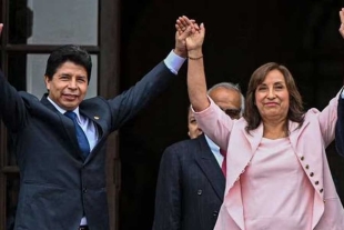 Perú investiga a la presidenta Boluarte y a Castillo por lavado de activos