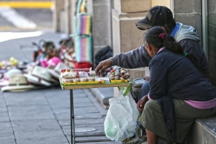 Aumenta pobreza laboral en México