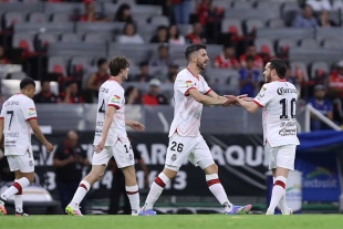 El historial reciente favorece a Toluca, que en el Clausura 2024 venció 5-1 a San Luis en el mismo escenario, con destacadas actuaciones de Jean Meneses y Alexis Vega
