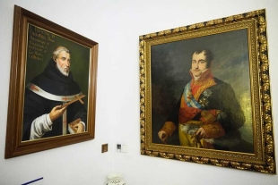 Se trata de un retrato del rey Fernando VII