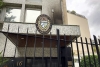 Atacan embajada de Cuba en Francia con bombas Molotov