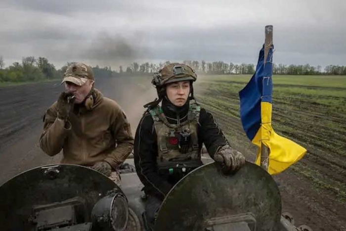 EU ha detenido "por completo" la ayuda militar a Ucrania