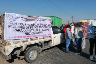 Chatarreros cierran Toluca-Ixtlahuaca para exigir alto a las concesiones de basura
