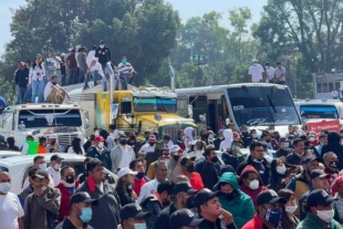 Piperos se manifiestan en Ecatepec; exigen pagos por parte del municipio