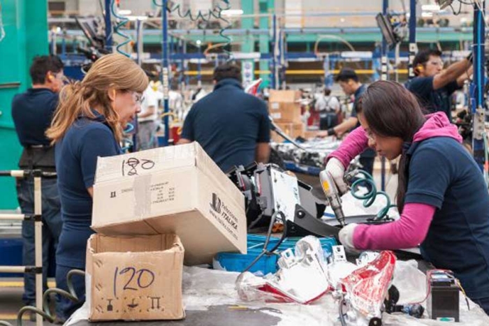 Tasa de desempleo en México cae a 2.7%: INEGI