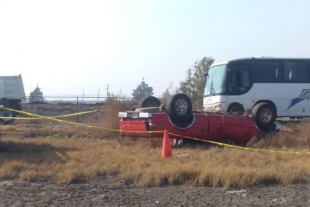 Mueren dos en accidente en Texcoco