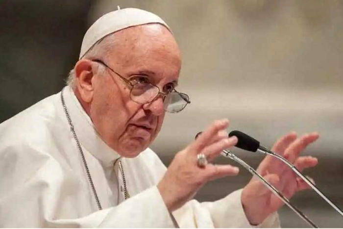 Papa Francisco vuelve a tener “un poco de bronquitis”