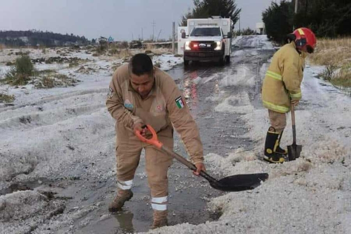 Más de 30 casas afectadas por la caída de granizo en Almoloya de Juárez