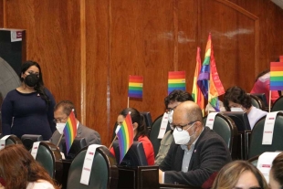 Se echan la bolita entre oposición y Morena sobre Matrimonios Igualitarios