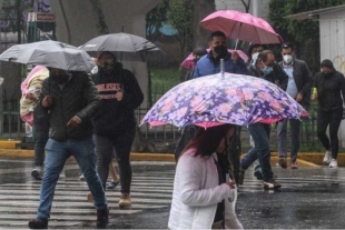 A sacar el paraguas, dos ondas tropicales provocarán lluvias en 24 estados