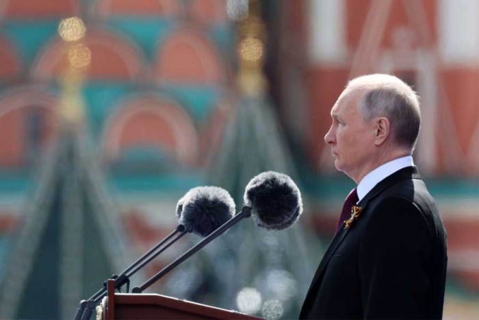 Putin promete victoria en la &quot;auténtica guerra&quot; contra Rusia
