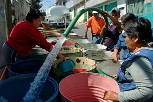 Ante escasez, 284 colonias de CDMX recibirán agua por tandeo