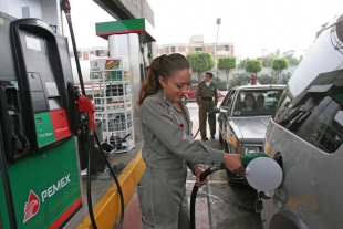 Gasolineros buscan reunión con Hacienda por precios de combustibles