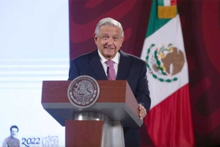 AMLO ofrece diálogo a empresas para evitar demandas por Ley Eléctrica