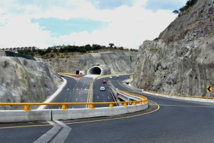 El tramo de 9.8 km permitirá también el desarrollo económico, social, artesanal y ganadero