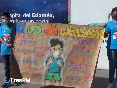 Estudiantes buscan concientizar sobre el uso de cubrebocas en Toluca