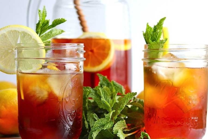 ¡Tomalo en cuenta! 7 bebidas que te deshidratan en esta ola de calor