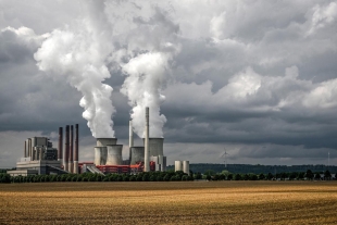 Unión Europea disminuyó sus emisiones de CO2 de combustibles fósiles en 2023