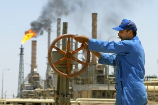 Necesario reducir producción de petróleo para aminorar afectaciones