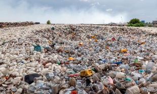 Ministros de la ONU, en busca de acordar un pacto global contra la contaminación plástica