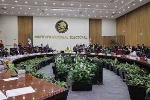 INE prevé 3 debates presidenciales y todos en la CDMX