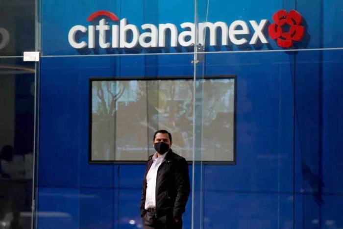 Emite AMLO recomendaciones para la compra de Banamex