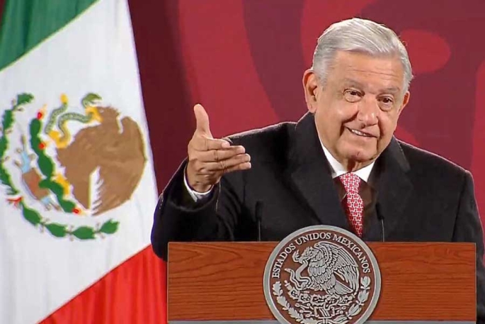 ¡Se redujo gasto del INE!: AMLO celebra ahorro de 3 mil 500 mdp con &quot;plan B&quot; electoral