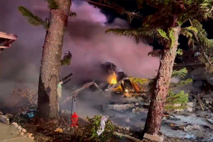 Cae avioneta sobre campamento de casas rodantes en Florida