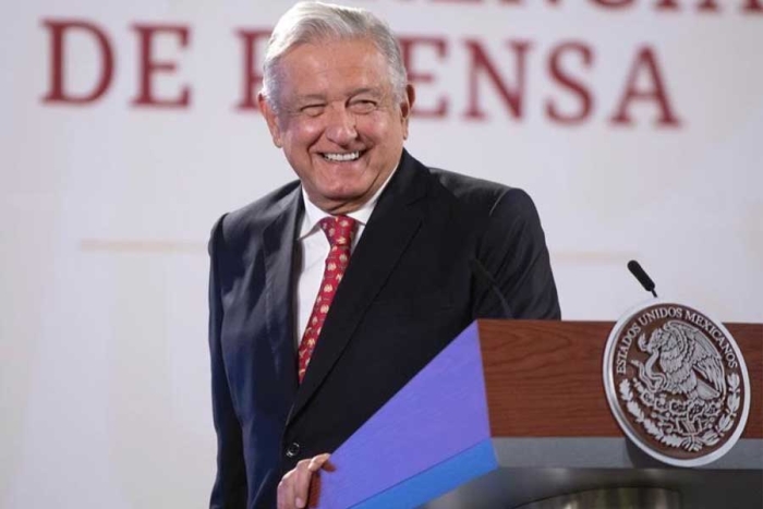 AMLO aconseja a Banxico ‘pensar en otra fórmula’ tras alza a tasa de interés