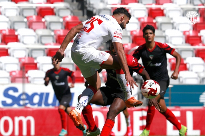 Toluca golea en partido de preparación