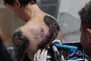 Los tatuadores se enfrentan a una paleta más gris en Europa