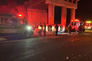 El accidente ocurrió la madrugada del miércoles sobre la carretera Panamericana Acambay- Atlacomulco en el kilómetro 76