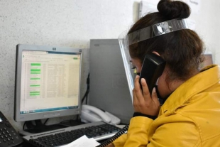 364 mil mexiquenses resuelven dudas sobre el COVID-19 con servicio telefónico