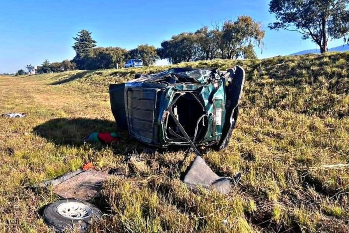 Dos personas lesionadas y dos muertos en accidente automovilístico sobre la carretera Toluca- Atlacomulco