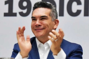 ‘Alito’ Moreno ofrece renunciar a la presidencia del PRI si Álvarez Máynez declina a favor de Xóchitl Gálvez